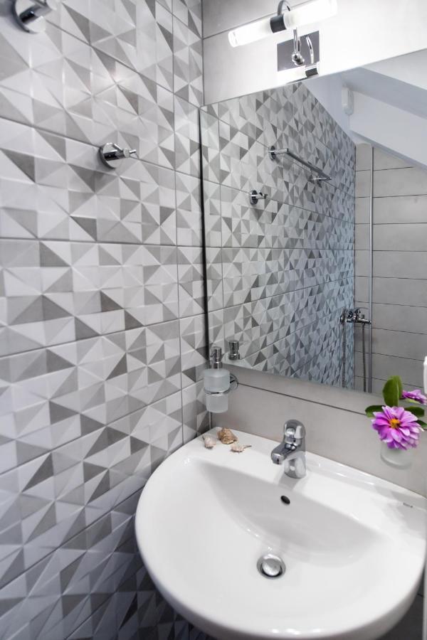 Bianco Stylish Maisonette Nikiana Exteriör bild